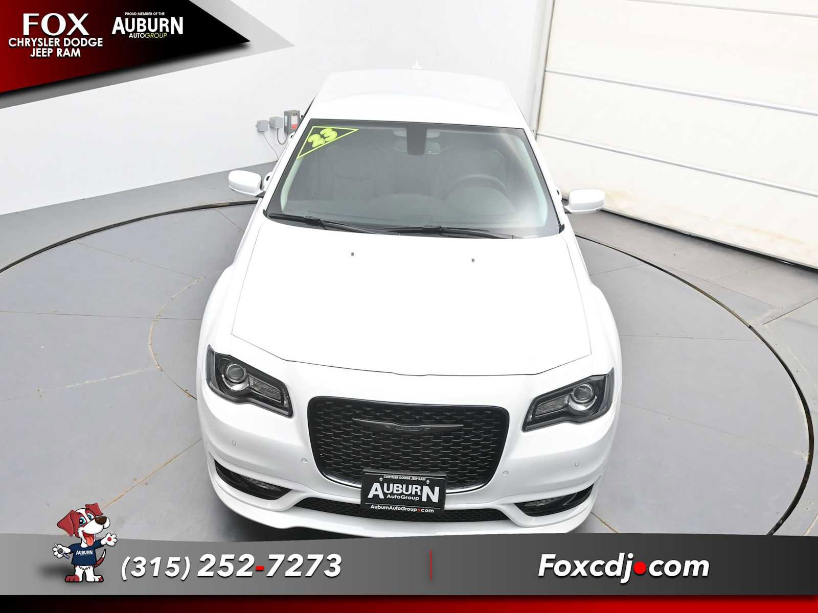 Used 2023 Chrysler 300 Touring L w/ Comfort Group image 25