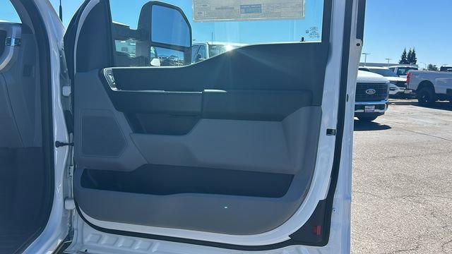 New 2026 Ford F250 XL RWD image 10