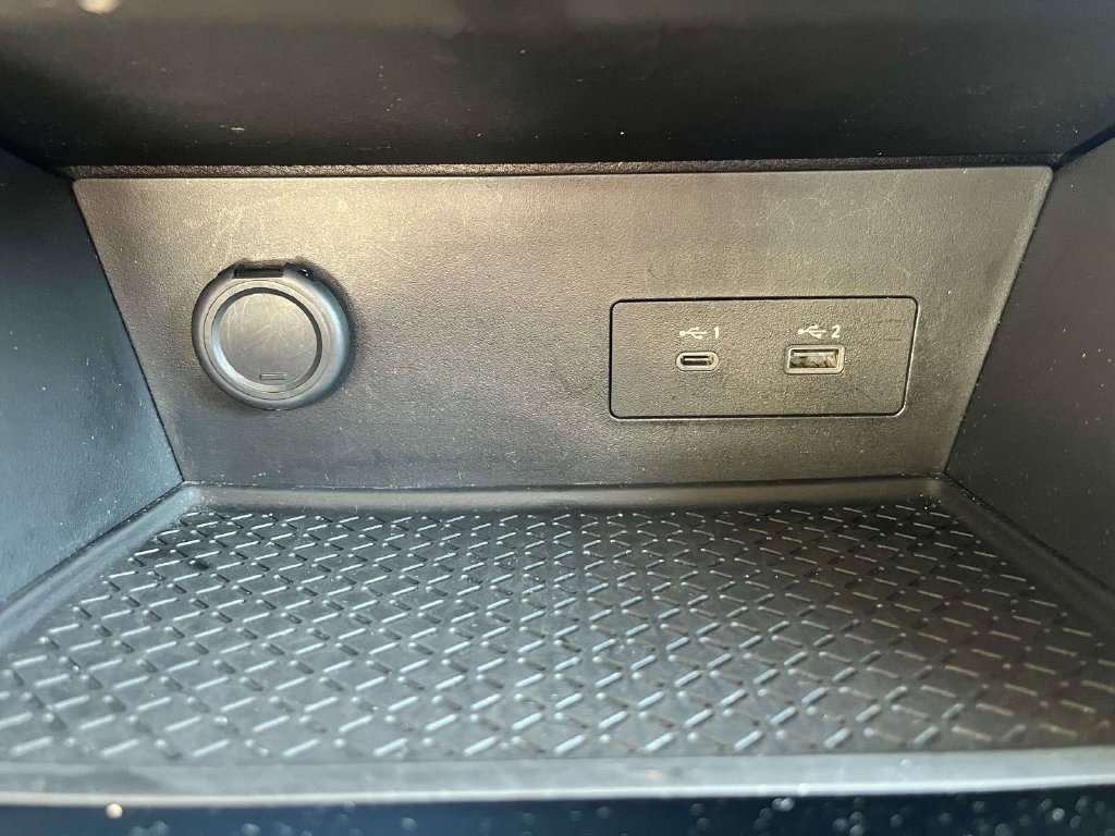 Used 2025 Nissan Pathfinder SV FWD image 29