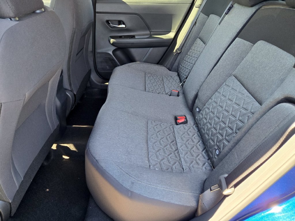New 2027 Nissan Kicks SV w/ SV Premium Package FWD image 14
