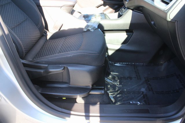 Used 2018 GMC Terrain SLE w/ Driver Convenience Package image 33