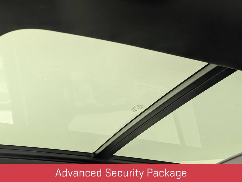 Certified 2024 GMC Yukon XL Denali AWD/4WD image 13