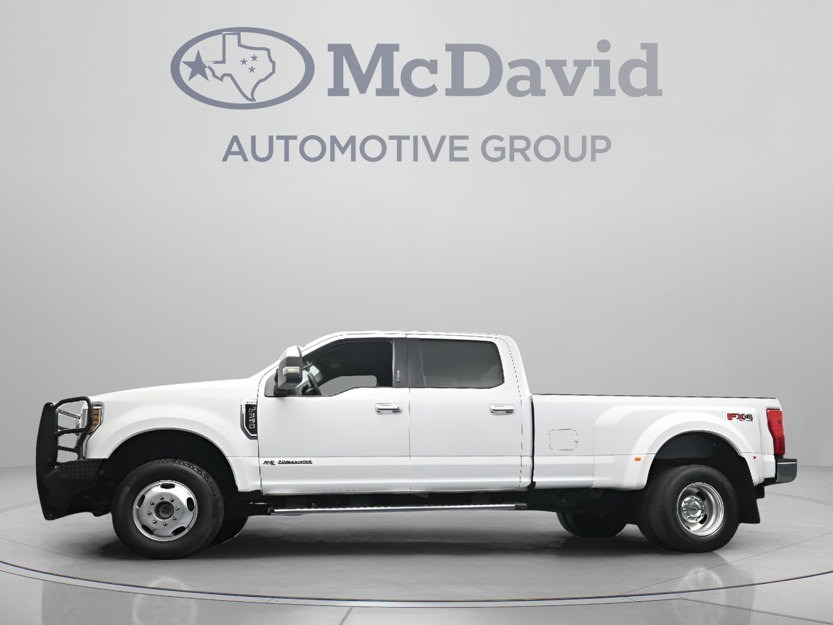 Used 2019 Ford F350 XLT w/ XLT Premium Package AWD/4WD image 27