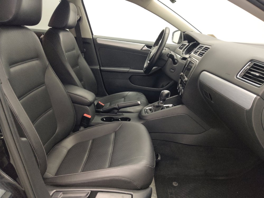 Used 2018 Volkswagen Jetta SEL image 21