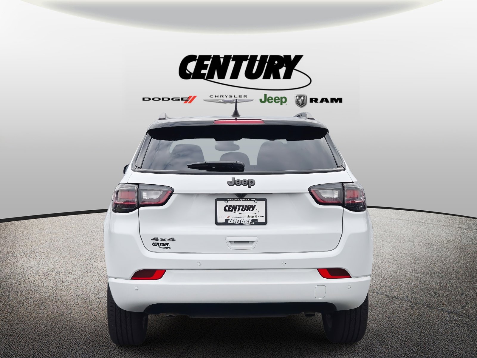 Used 2025 Jeep Compass Limited w/ High Altitude Package image 5