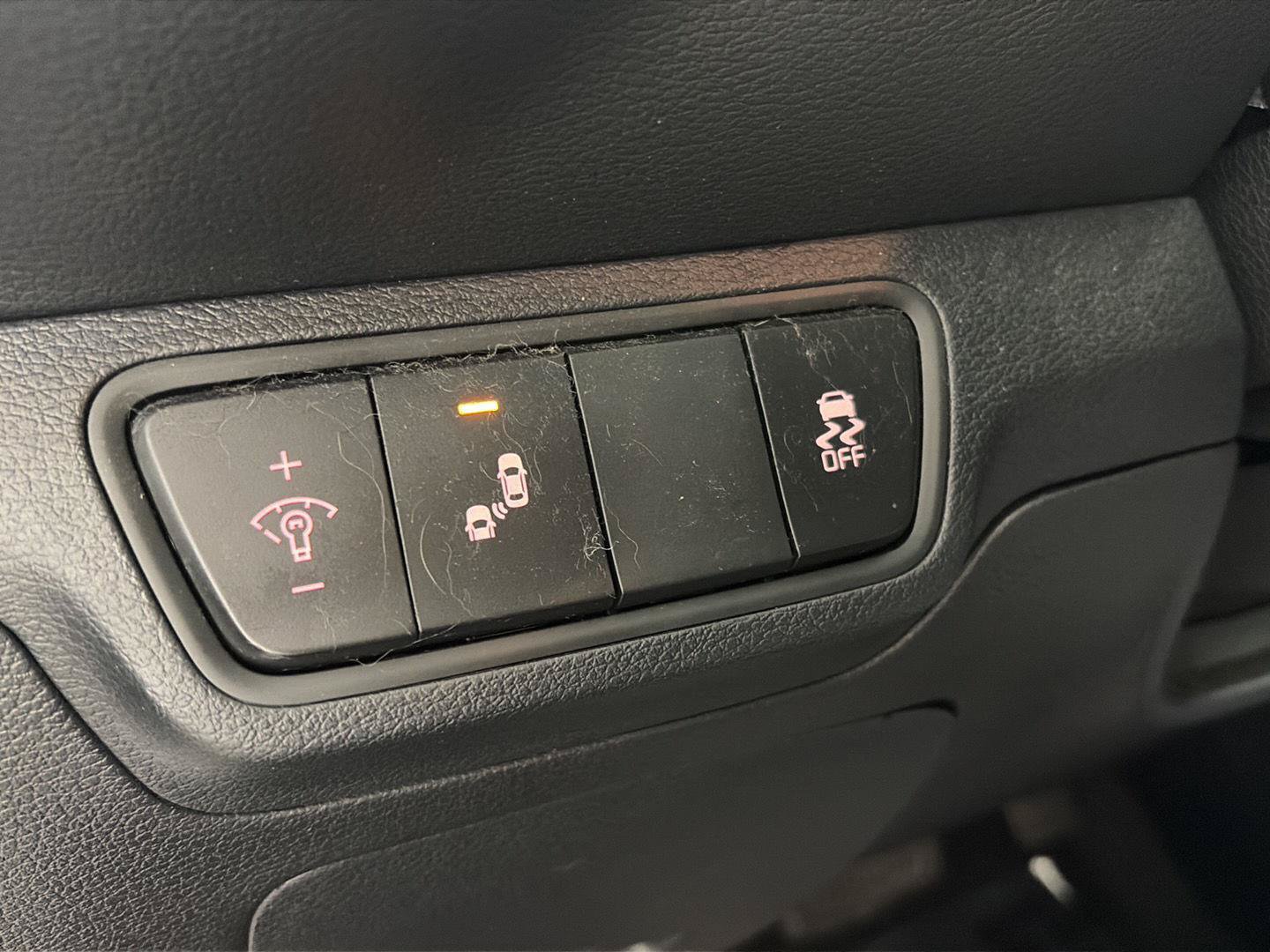 Used 2024 Kia Forte LXS w/ LXS Technology Package FWD image 13