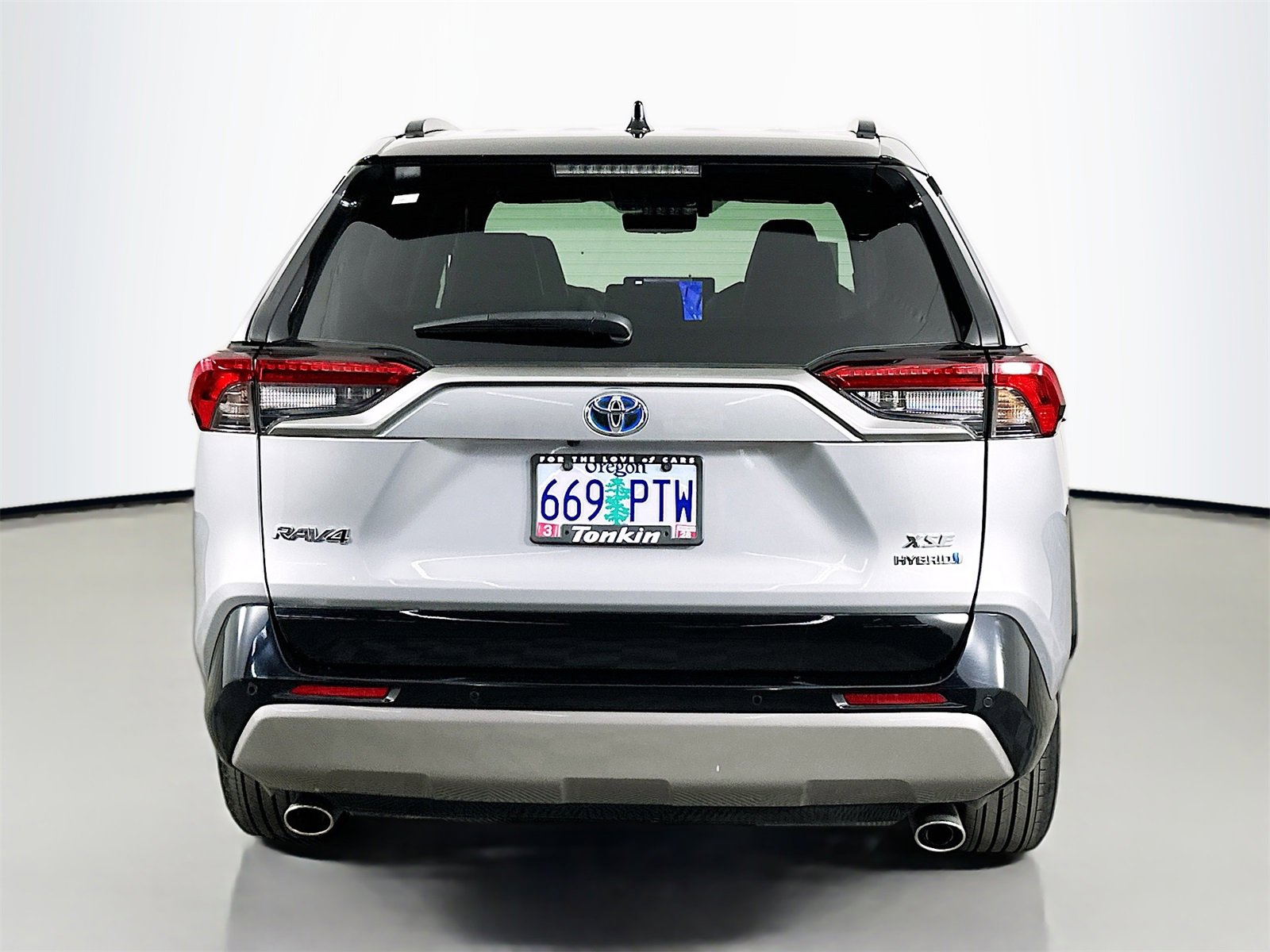 Used 2024 Toyota RAV4 XSE w/ Advanced Technology Package image 6