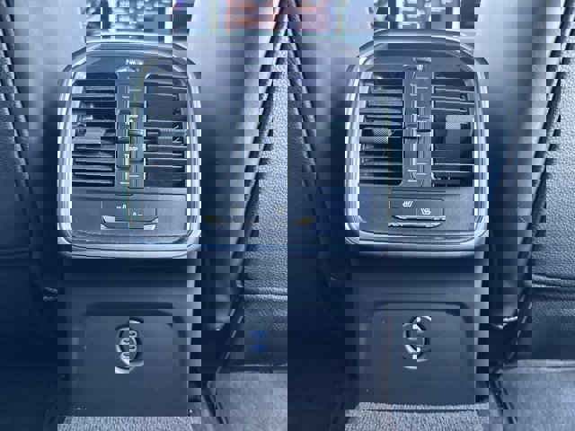 Used 2024 Porsche Macan image 9