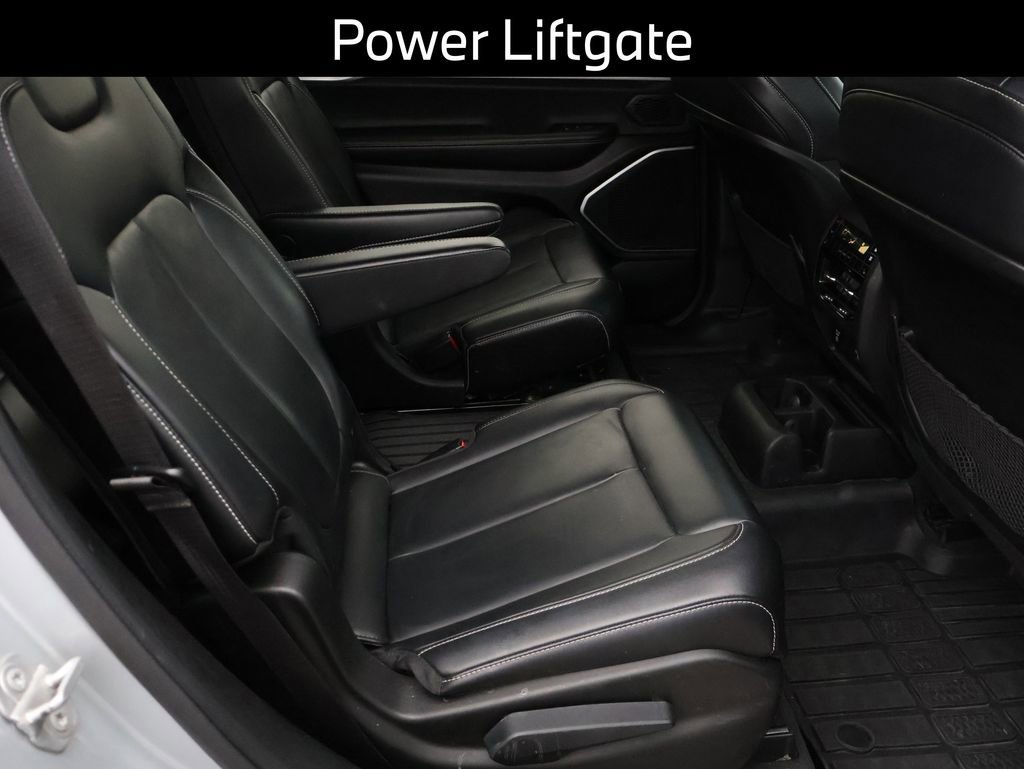 Used 2021 Jeep Grand Cherokee L Limited AWD/4WD image 15