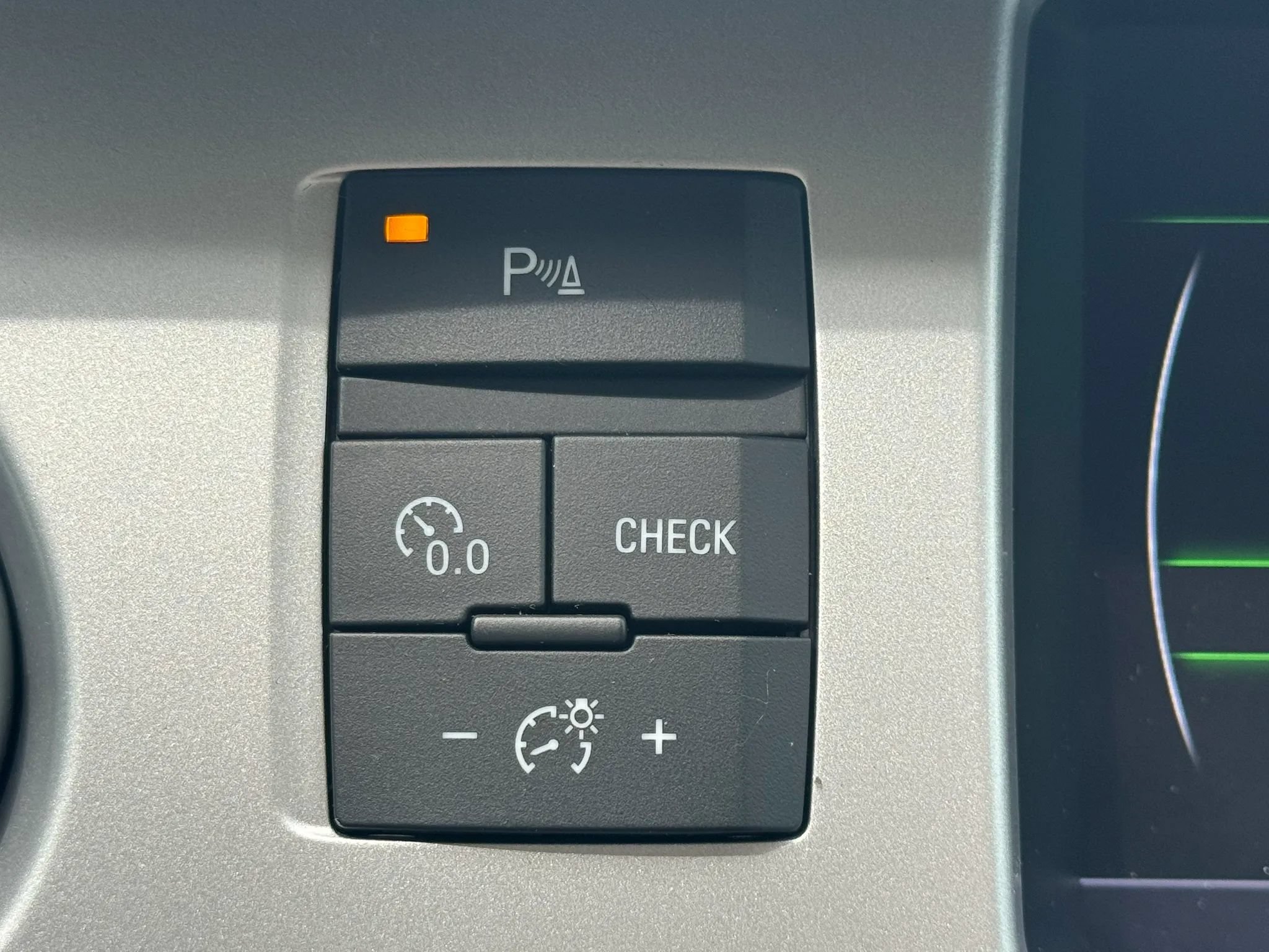 Used 2014 Audi Q7 TDI Premium Plus w/ Premium Plus Package AWD/4WD image 18