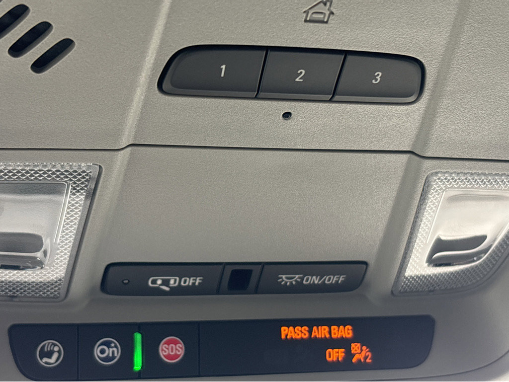 New 2025 Chevrolet Blazer LT w/ Convenience Package FWD image 19