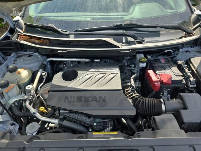 Used 2023 Nissan Rogue SL w/ SL Premium Package FWD image 4