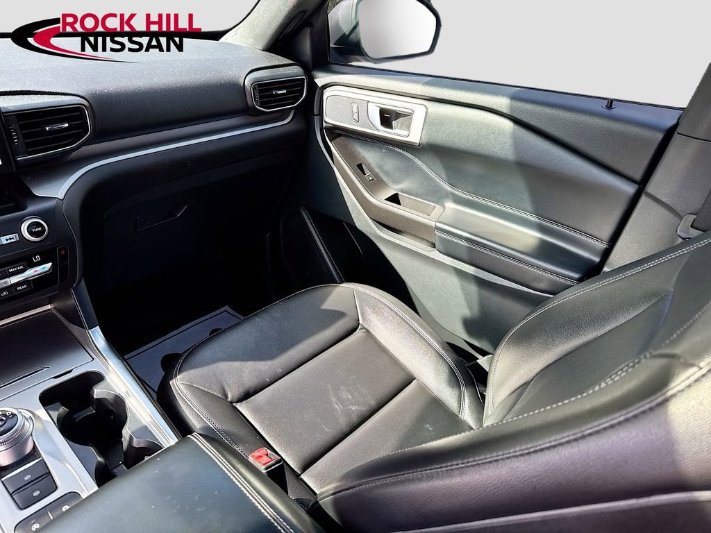 Used 2020 Ford Explorer XLT w/ Equipment Group 202A image 24