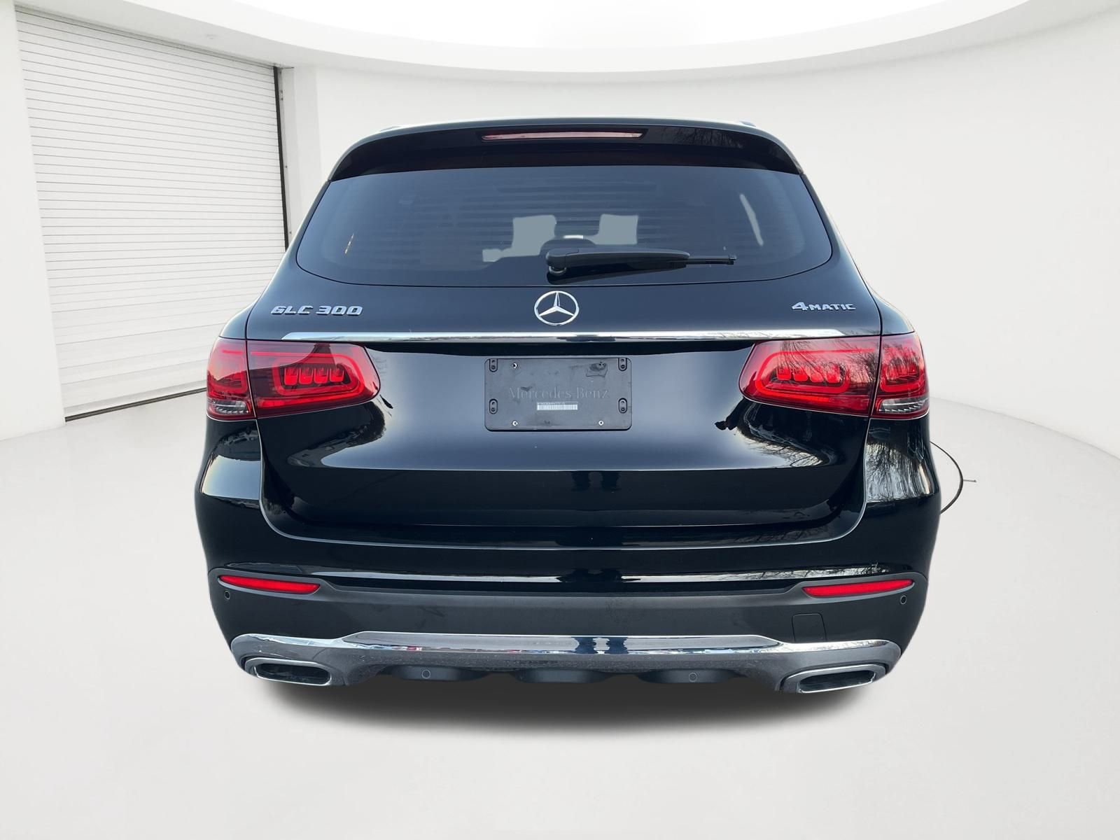 Used 2022 Mercedes-Benz GLC 300 4MATIC image 4