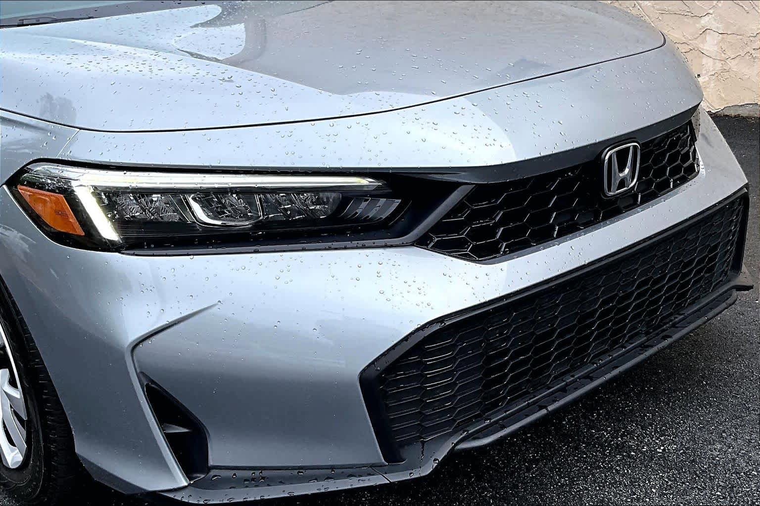 Used 2025 Honda Civic LX image 28