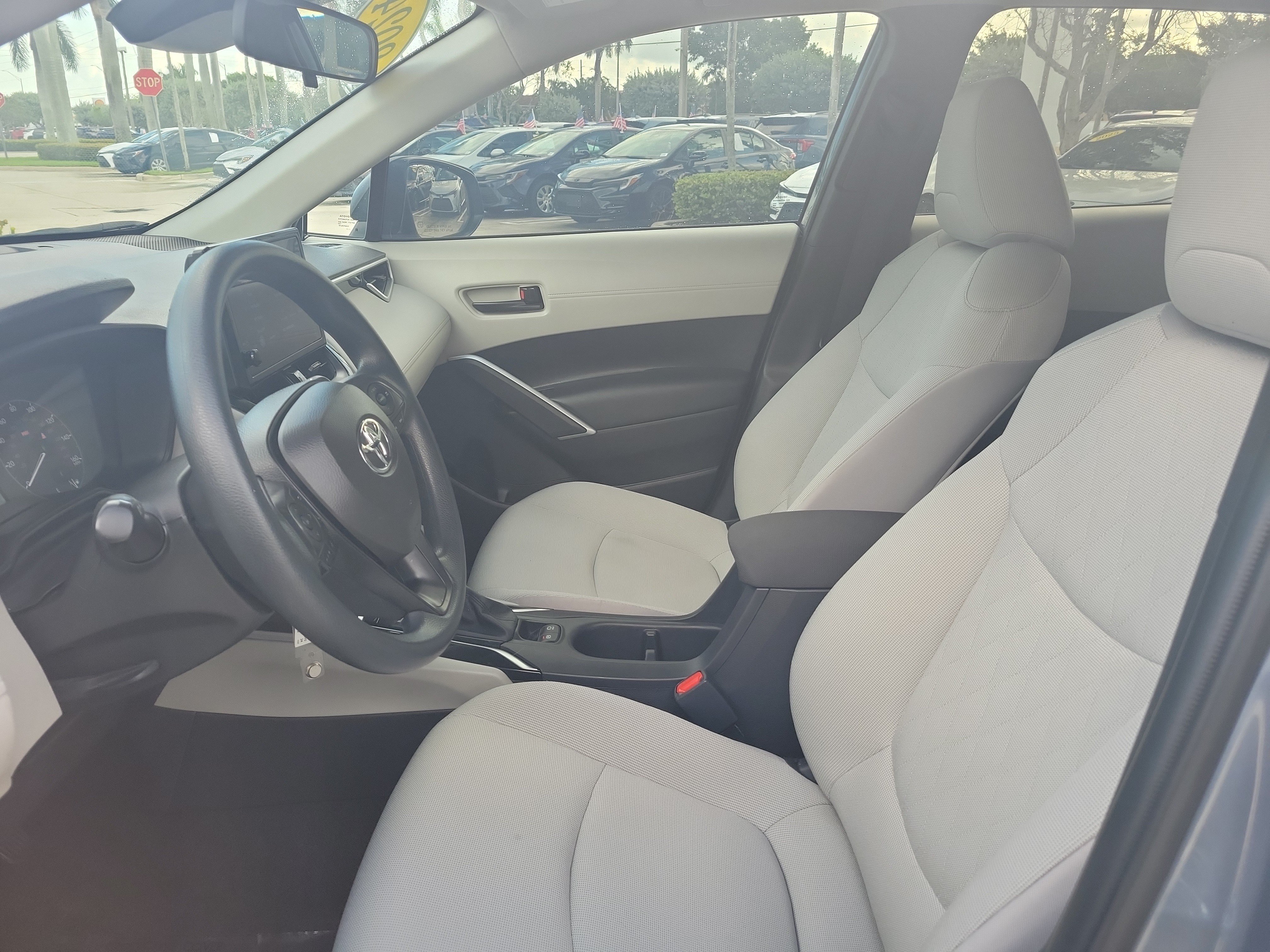 Certified 2024 Toyota Corolla Cross L FWD image 21