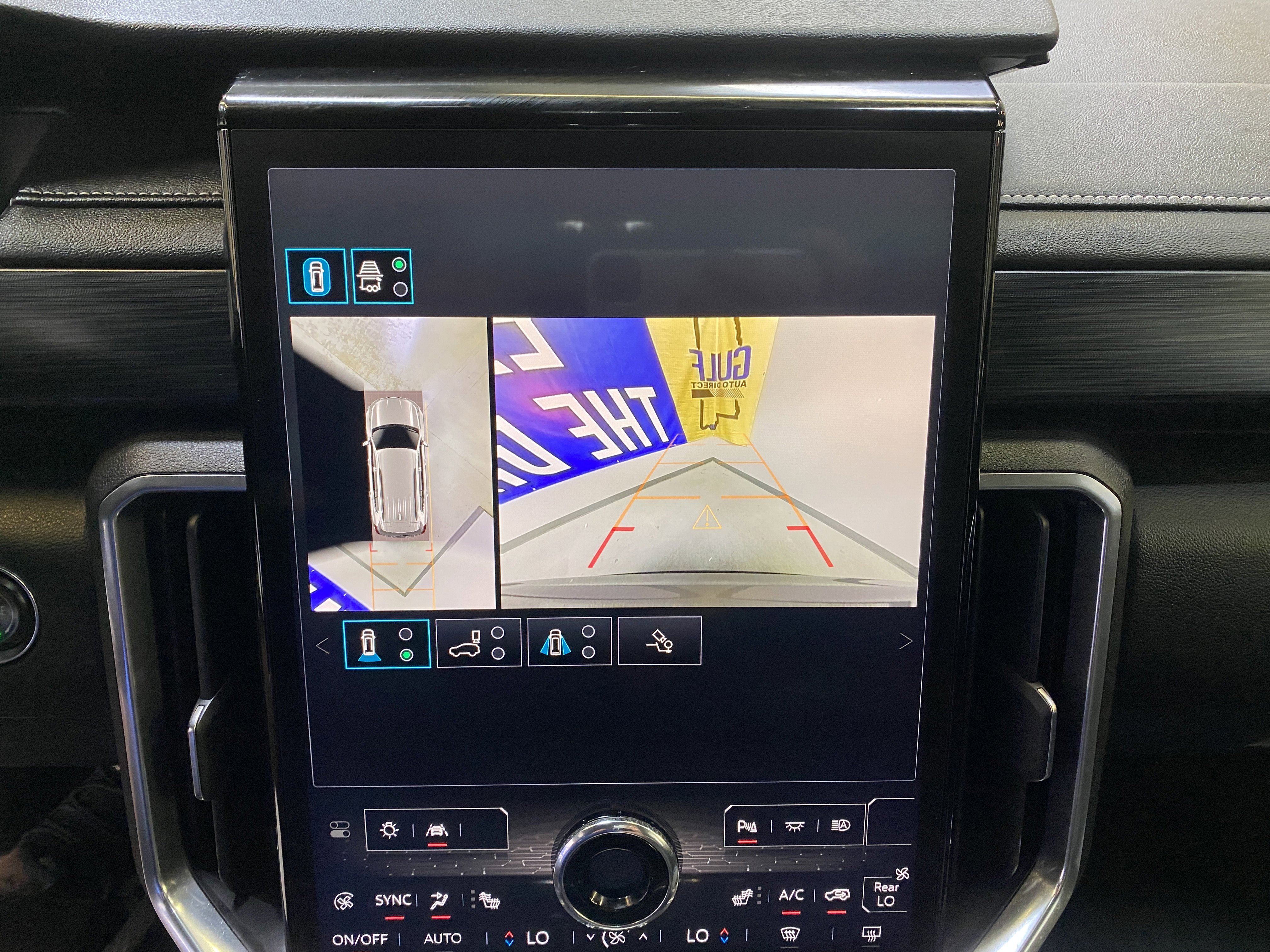 Used 2025 GMC Acadia Elevation image 45