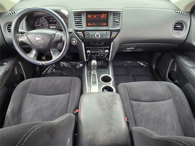 Used 2014 Nissan Pathfinder S image 12