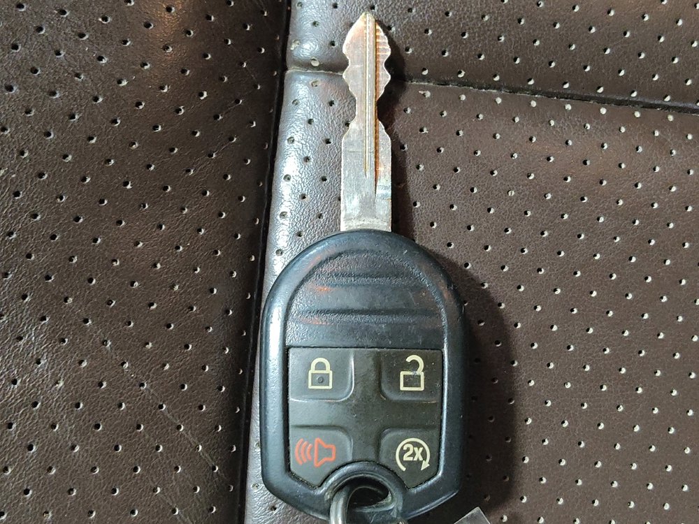 Used 2012 Ford F150 Platinum AWD/4WD image 32