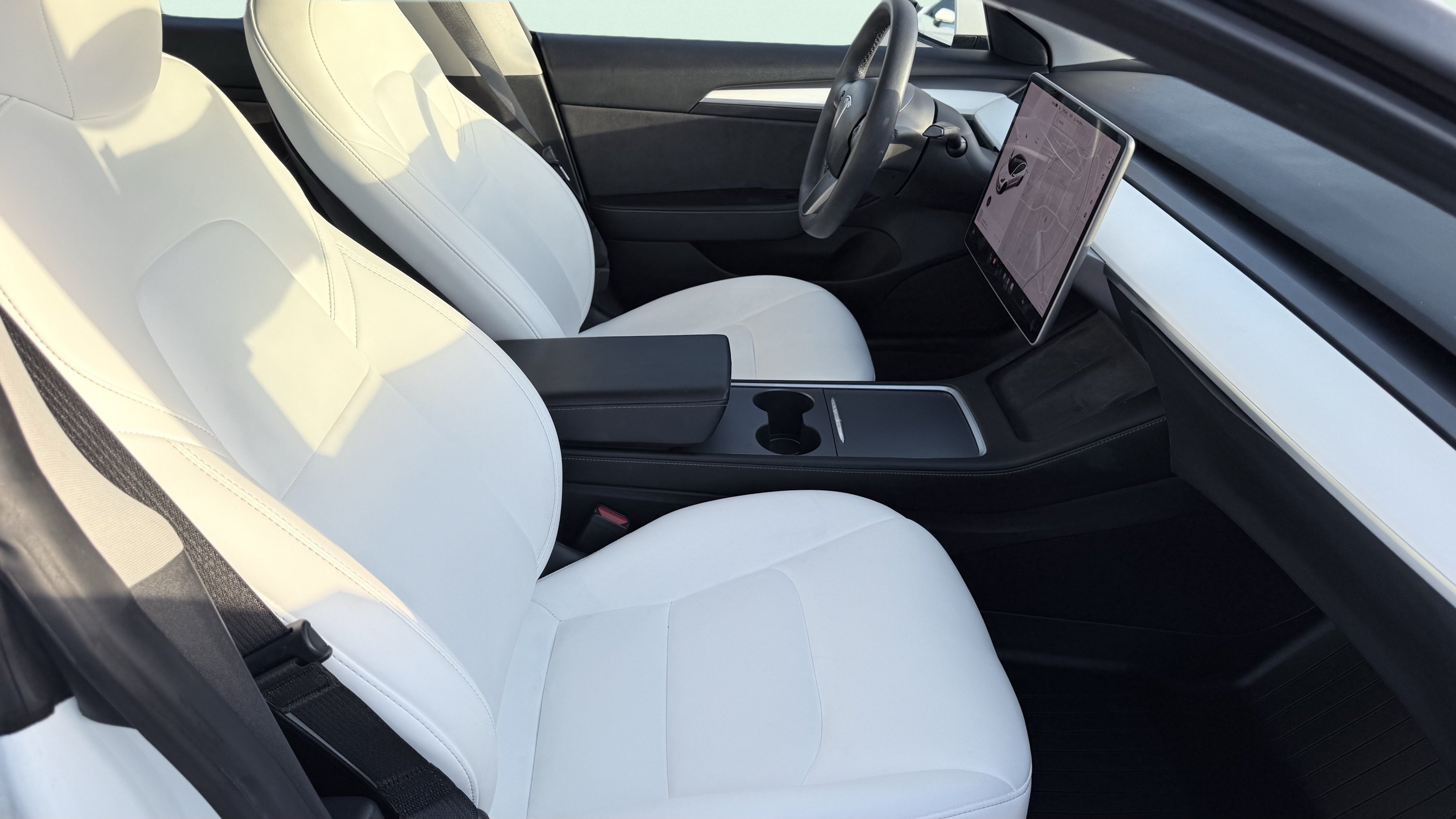 Used 2021 Tesla Model 3 Standard Range Plus RWD image 33