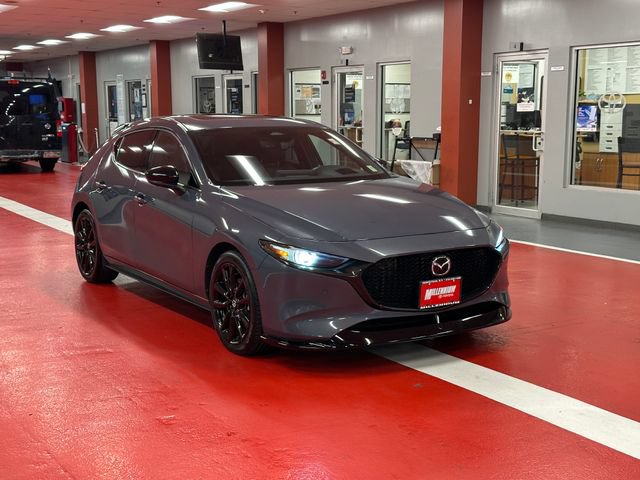 Used 2024 MAZDA MAZDA3 Hatchback w/Premium Plus Pkg AWD/4WD image 2