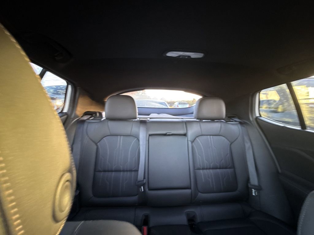 Certified 2024 Buick Envista Avenir image 28