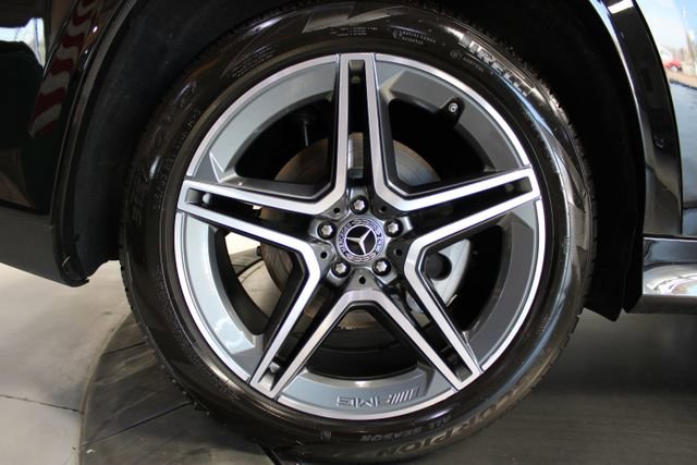 Used 2024 Mercedes-Benz GLS 450 4MATIC w/ AMG Line Exterior image 39