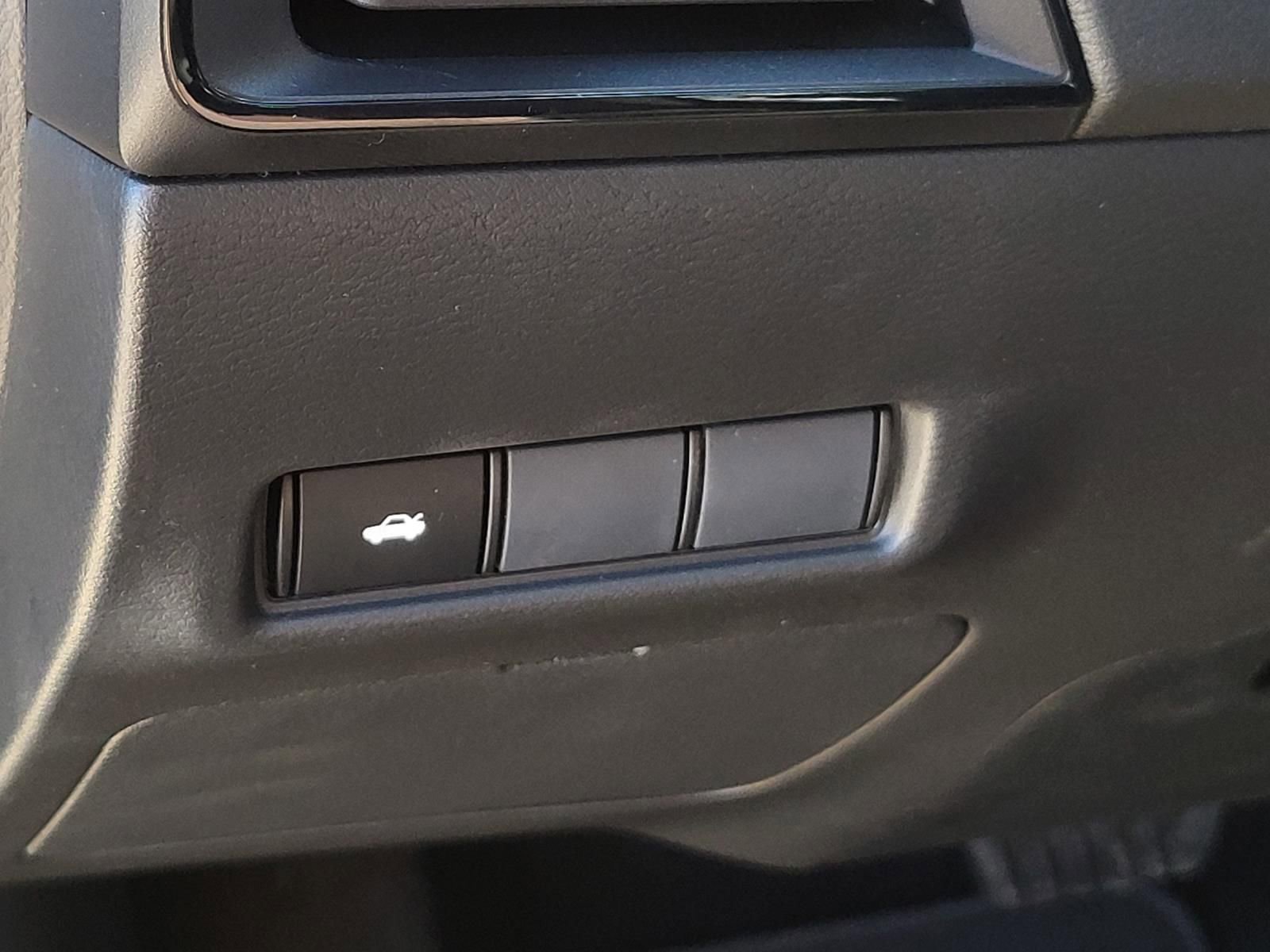 New 2026 Nissan Sentra SR image 18