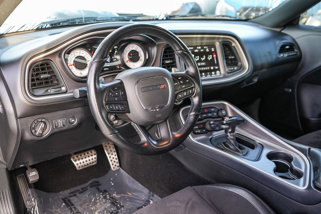 Used 2022 Dodge Challenger R/T Scat Pack w/ Shaker Package image 13