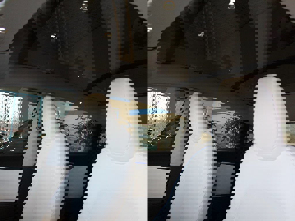 Used 2026 Tesla Model Y Long Range image 17