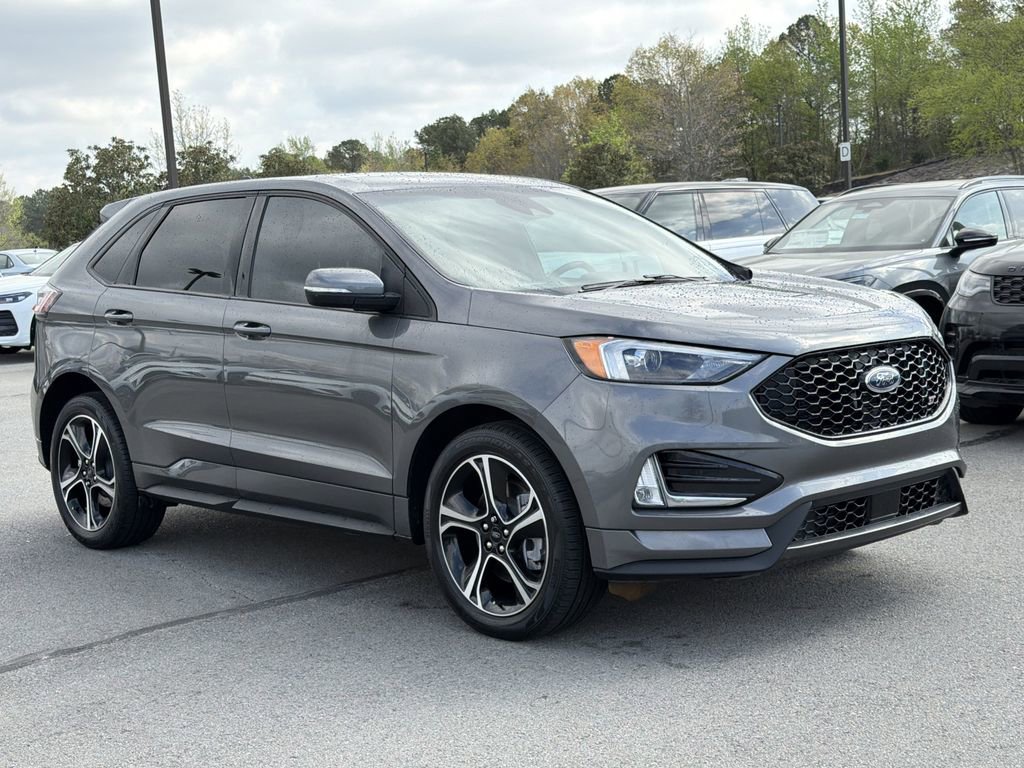 Used 2022 Ford Edge ST image 7