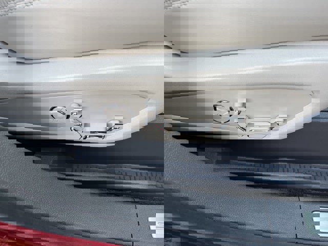 Used 2016 Lincoln MKX Reserve w/ Technology Package image 24