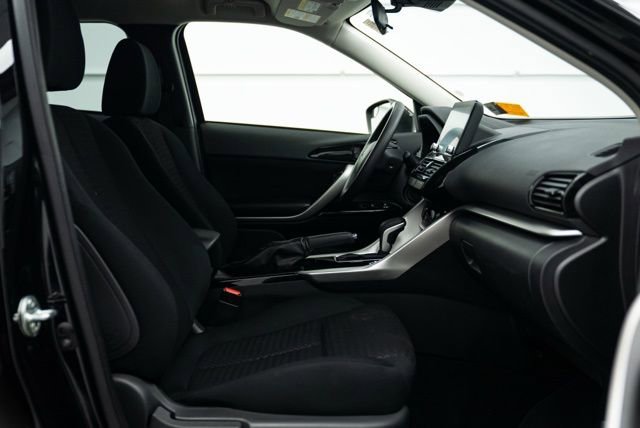 Used 2024 Mitsubishi Eclipse Cross LE image 11