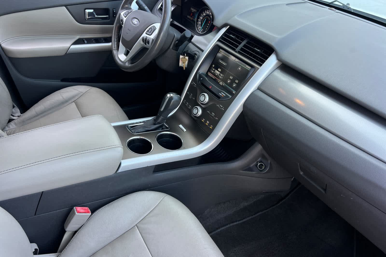 Used 2014 Ford Edge SEL w/ Equipment Group 205A FWD image 19