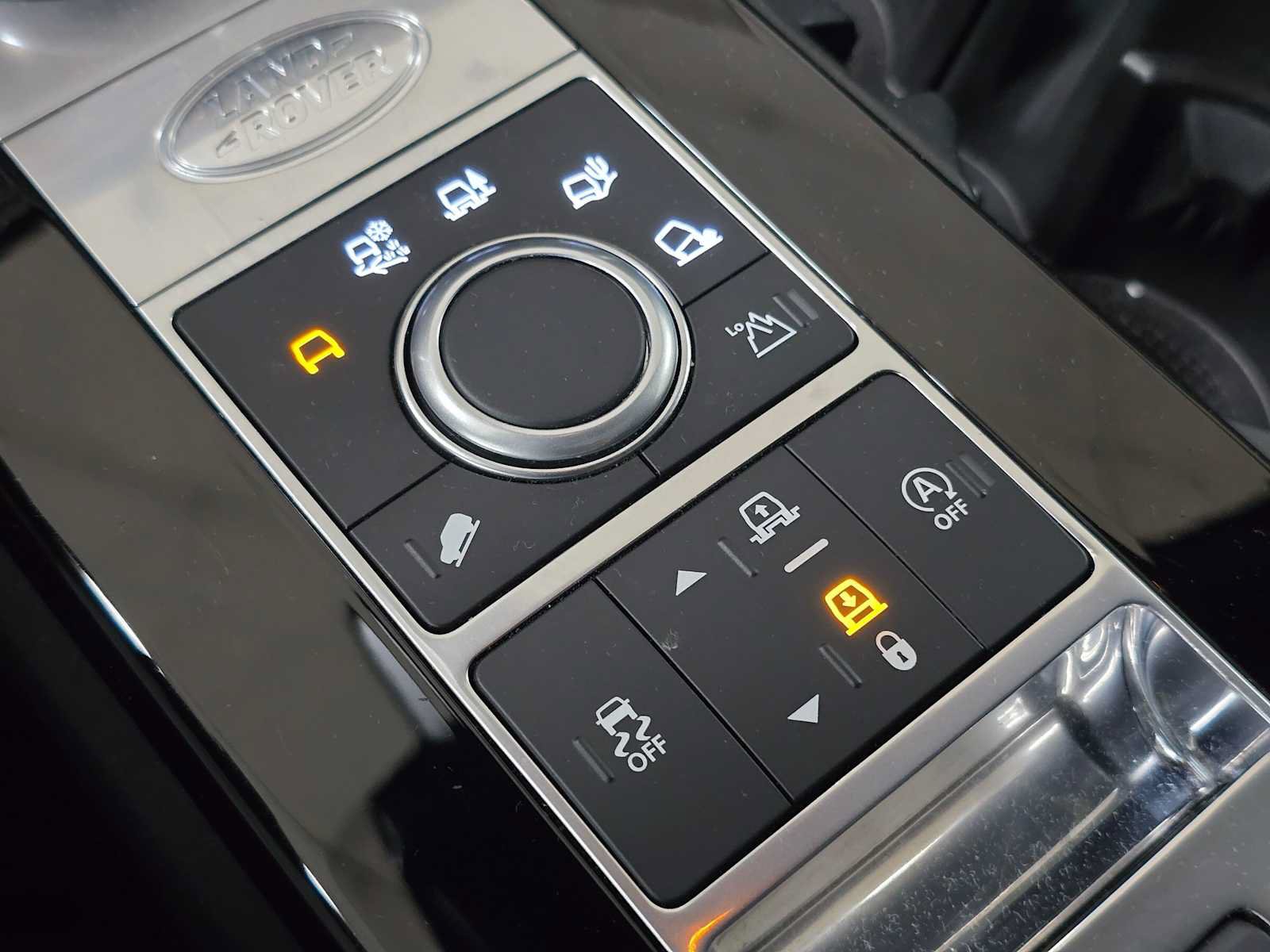 Used 2020 Land Rover Discovery HSE Luxury AWD/4WD image 32