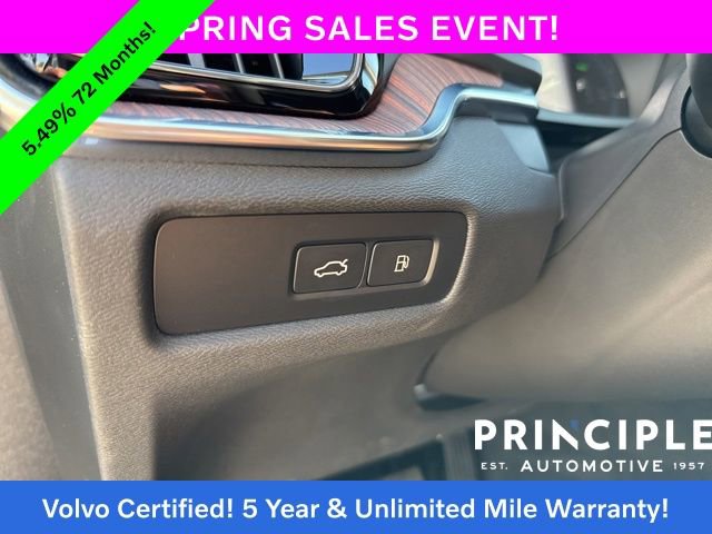 Certified 2025 Volvo S60 T8 Plus image 28