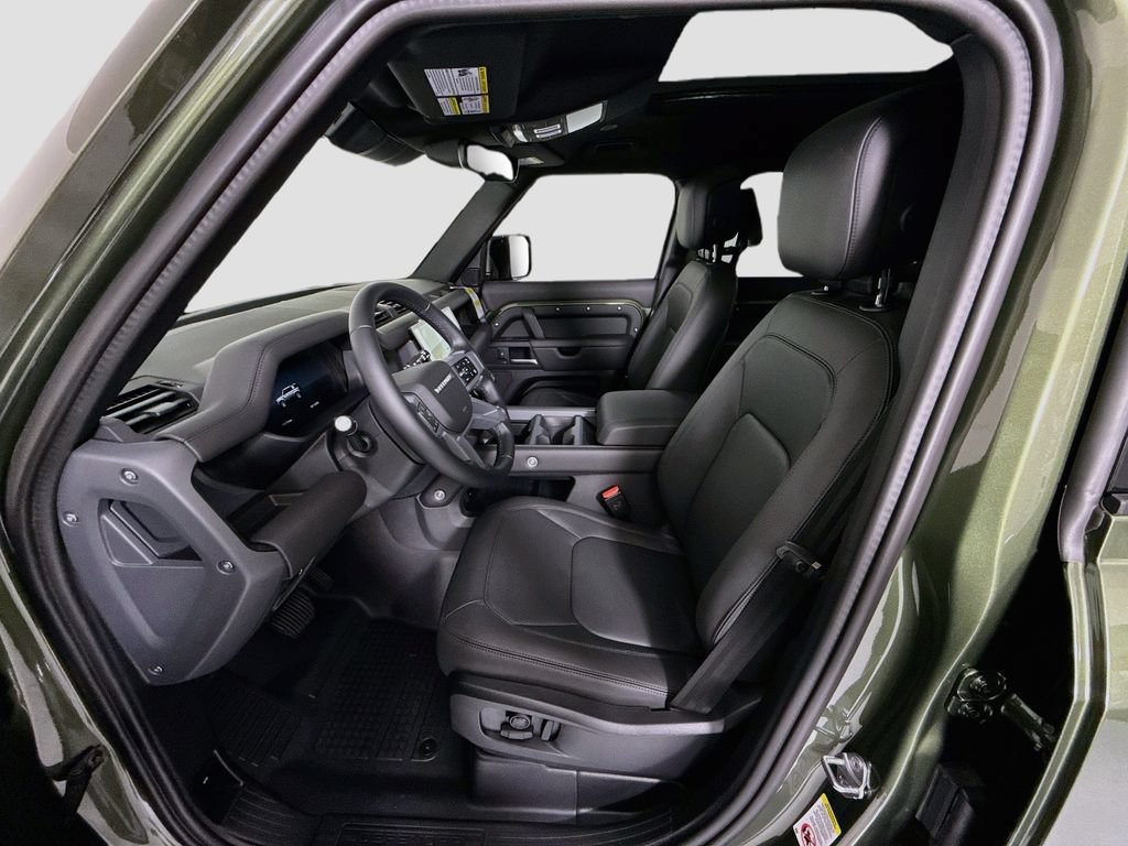 New 2026 Land Rover Defender 110 X-Dynamic SE AWD/4WD image 19