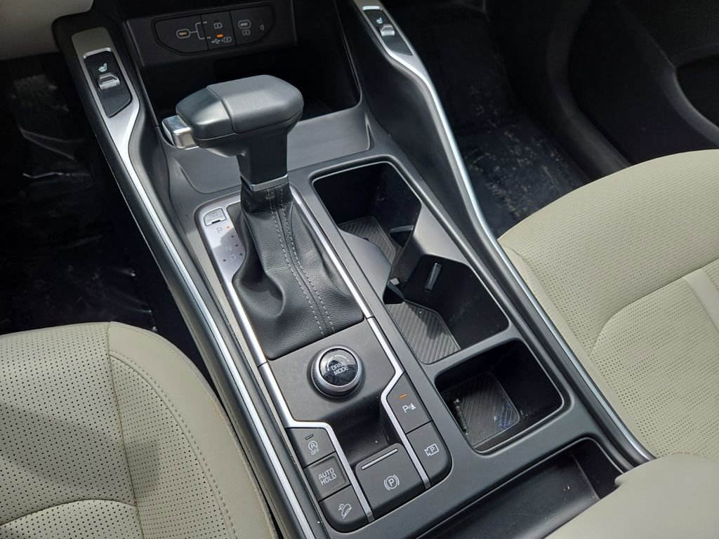 Used 2025 Kia Sorento S FWD image 30