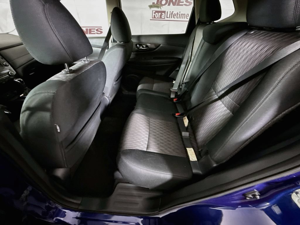 Used 2018 Nissan Rogue SV AWD/4WD image 26