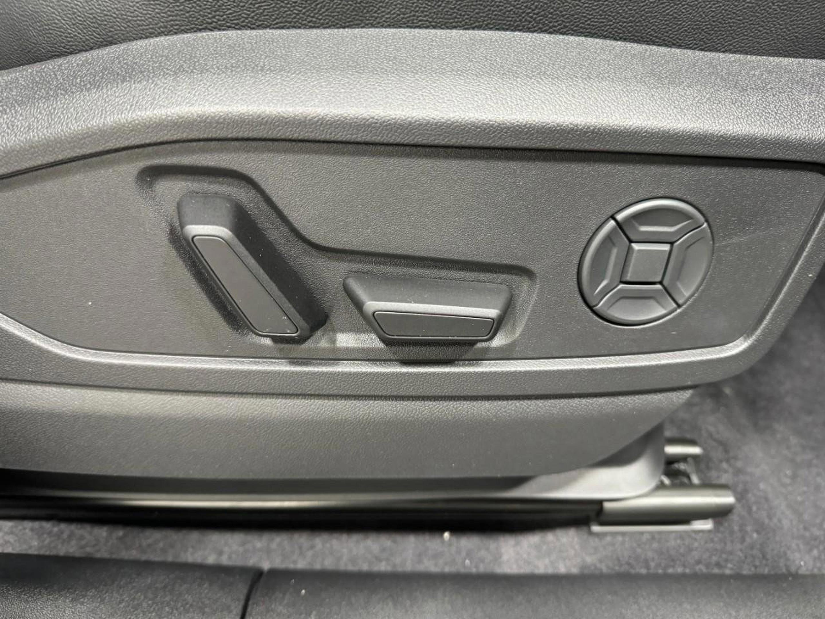 New 2025 Audi Q5 Premium image 20