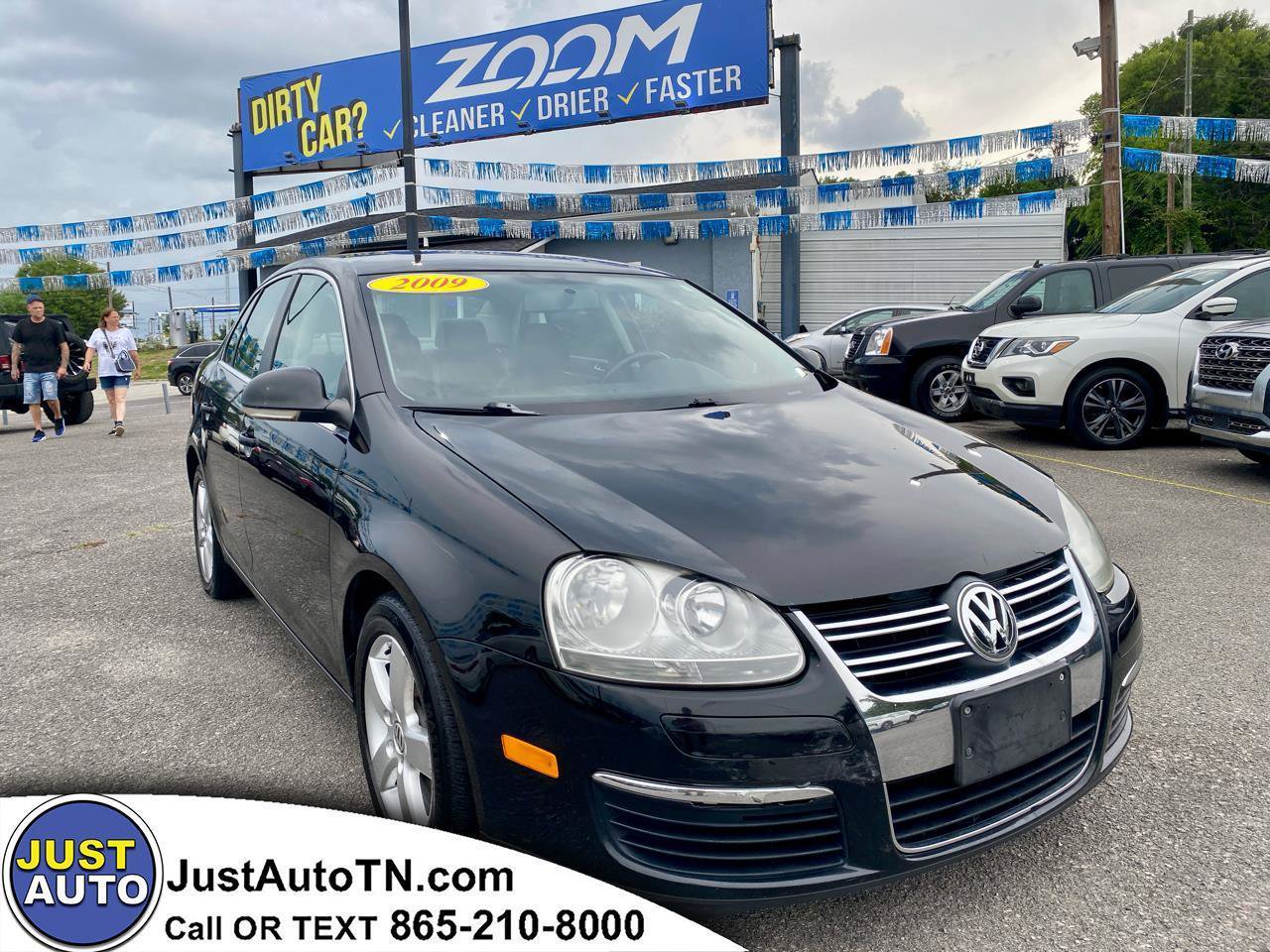 Used 2009 Volkswagen Jetta SE FWD image 1