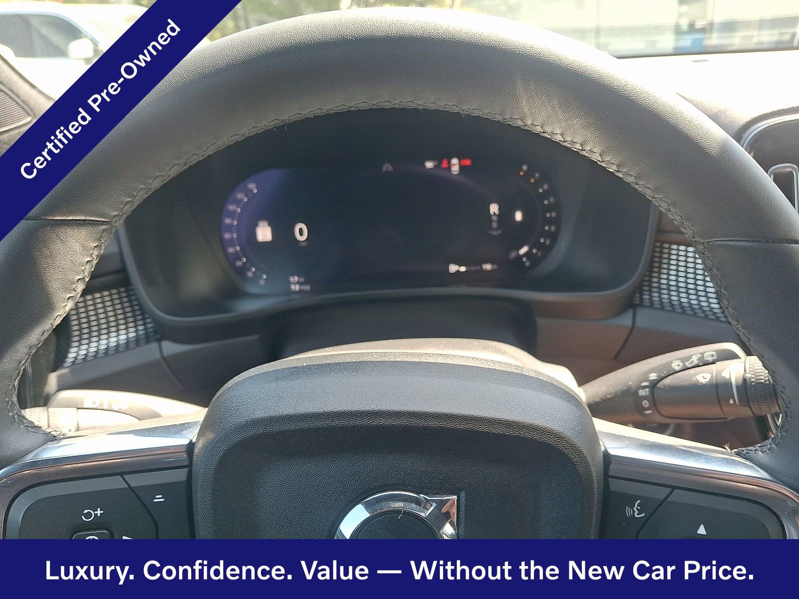 Certified 2023 Volvo XC40 B5 Plus w/ Climate Package image 20