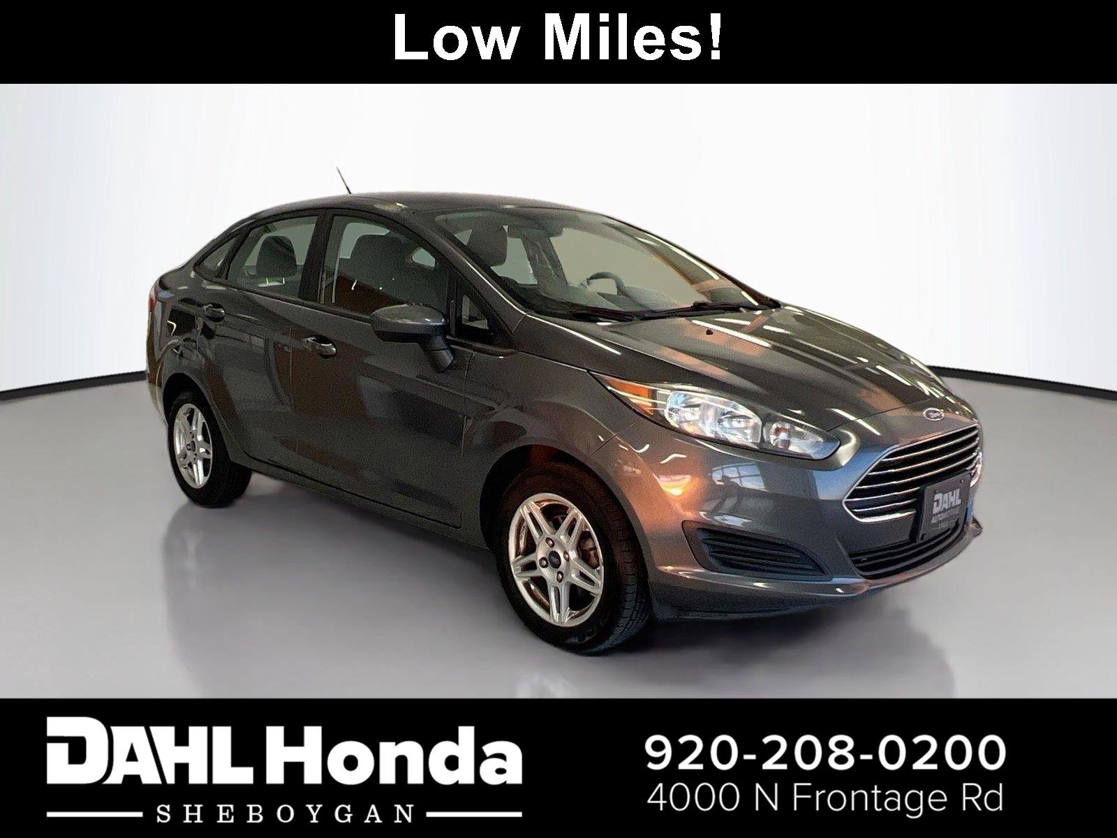 Used 2017 Ford Fiesta SE FWD image 1