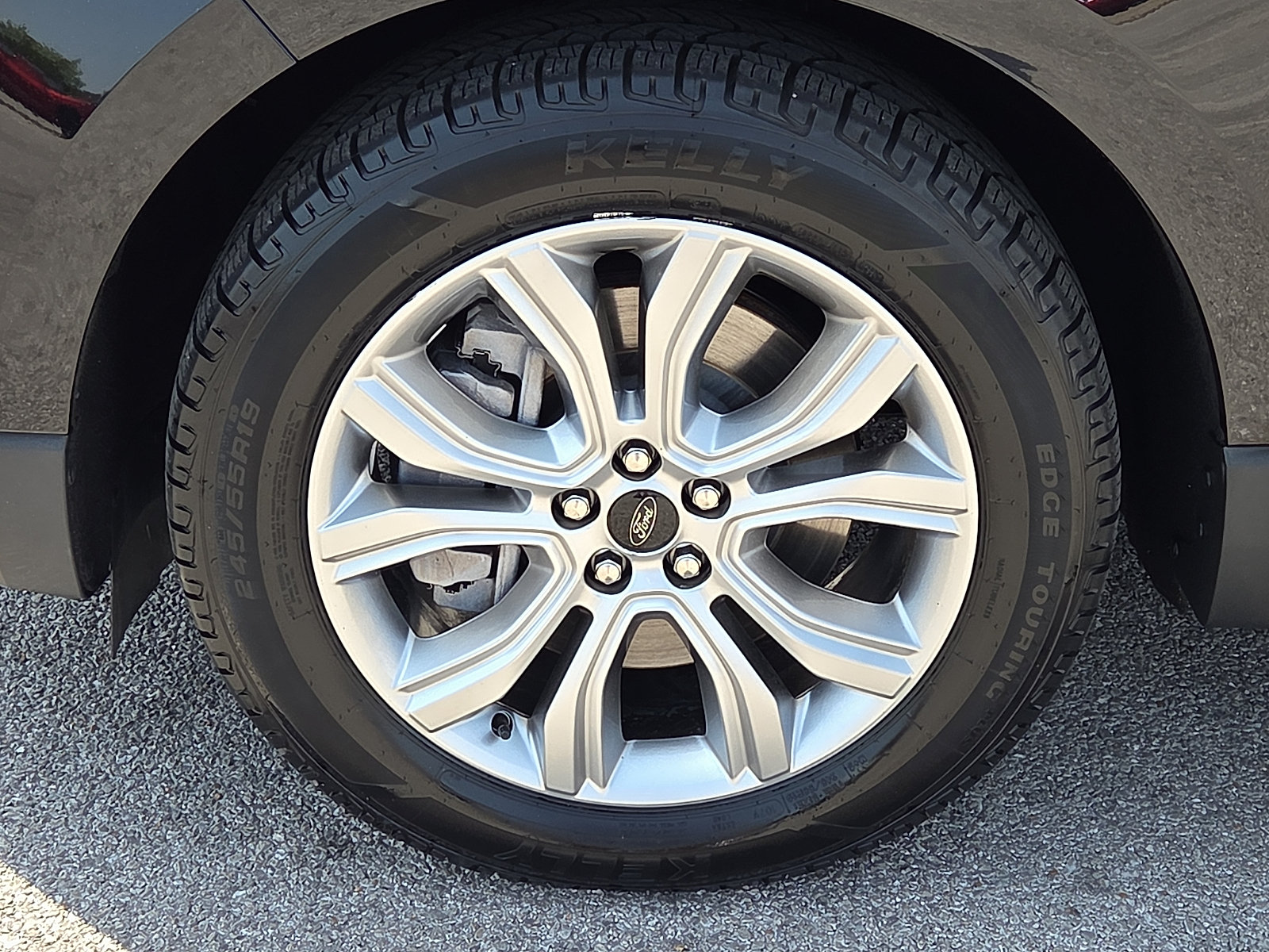 Used 2023 Ford Edge Titanium w/ Cargo Accessory Package AWD/4WD image 7