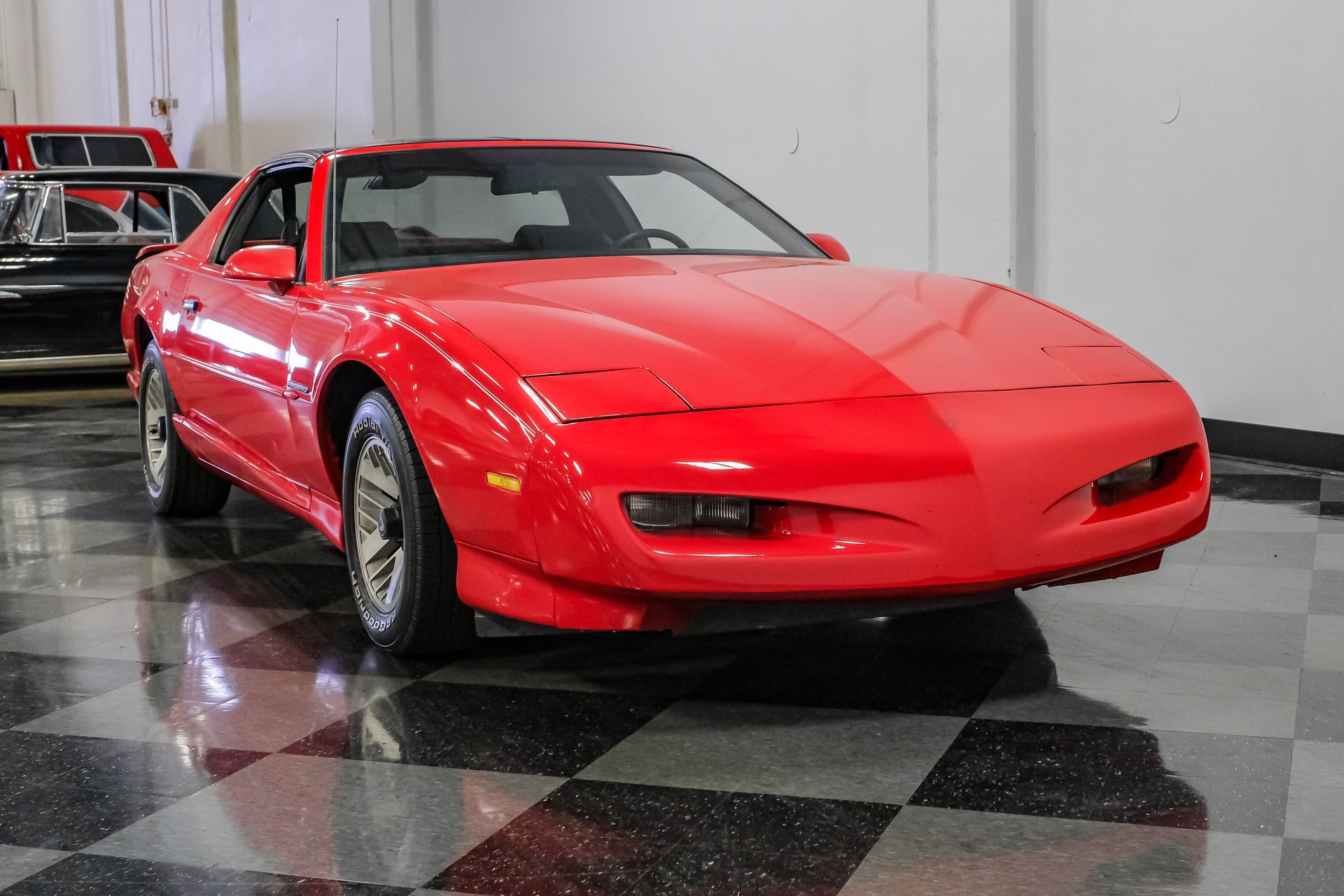 Used 1992 Pontiac Firebird Coupe RWD image 17