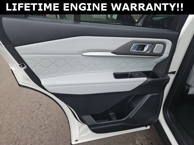 New 2026 Ford Explorer Platinum image 34