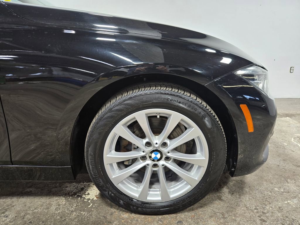 Used 2018 BMW 320i xDrive Sedan w/ Convenience Package image 57