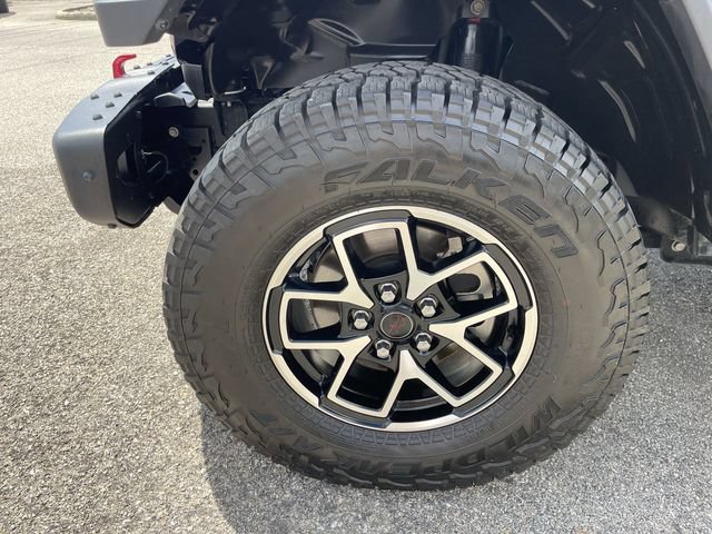 Used 2024 Jeep Gladiator Rubicon AWD/4WD image 10