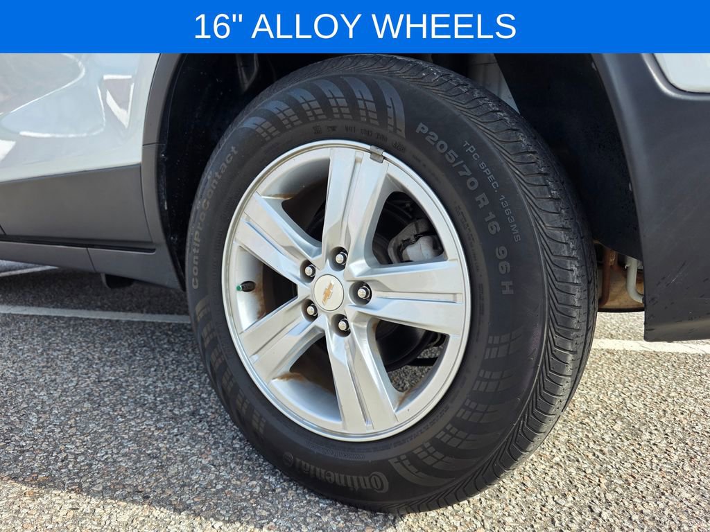 Used 2022 Chevrolet Trax LT w/ Driver Confidence Package image 31