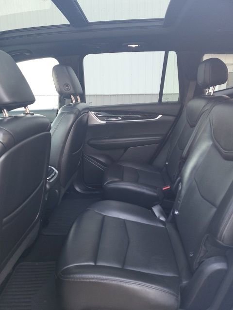 Used 2020 Cadillac XT6 Premium Luxury image 16